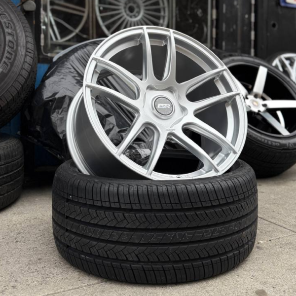 ESR CS8 Wheel Size 19 Hyper Silver - Image 4