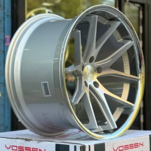 FERRADA FR2 Wheels Size 22 Machine Silver with Chrome Lip