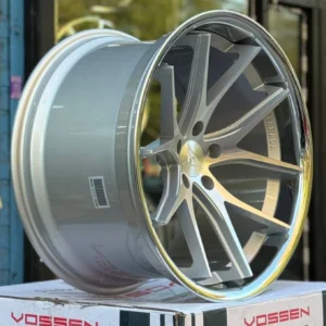 FERRADA FR2 Wheels Size 22 Machine Silver with Chrome Lip