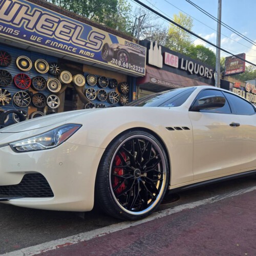 AZAD AZSLS1.0 WHEEL SIZE 22 Gloss Black with Chrome Lip