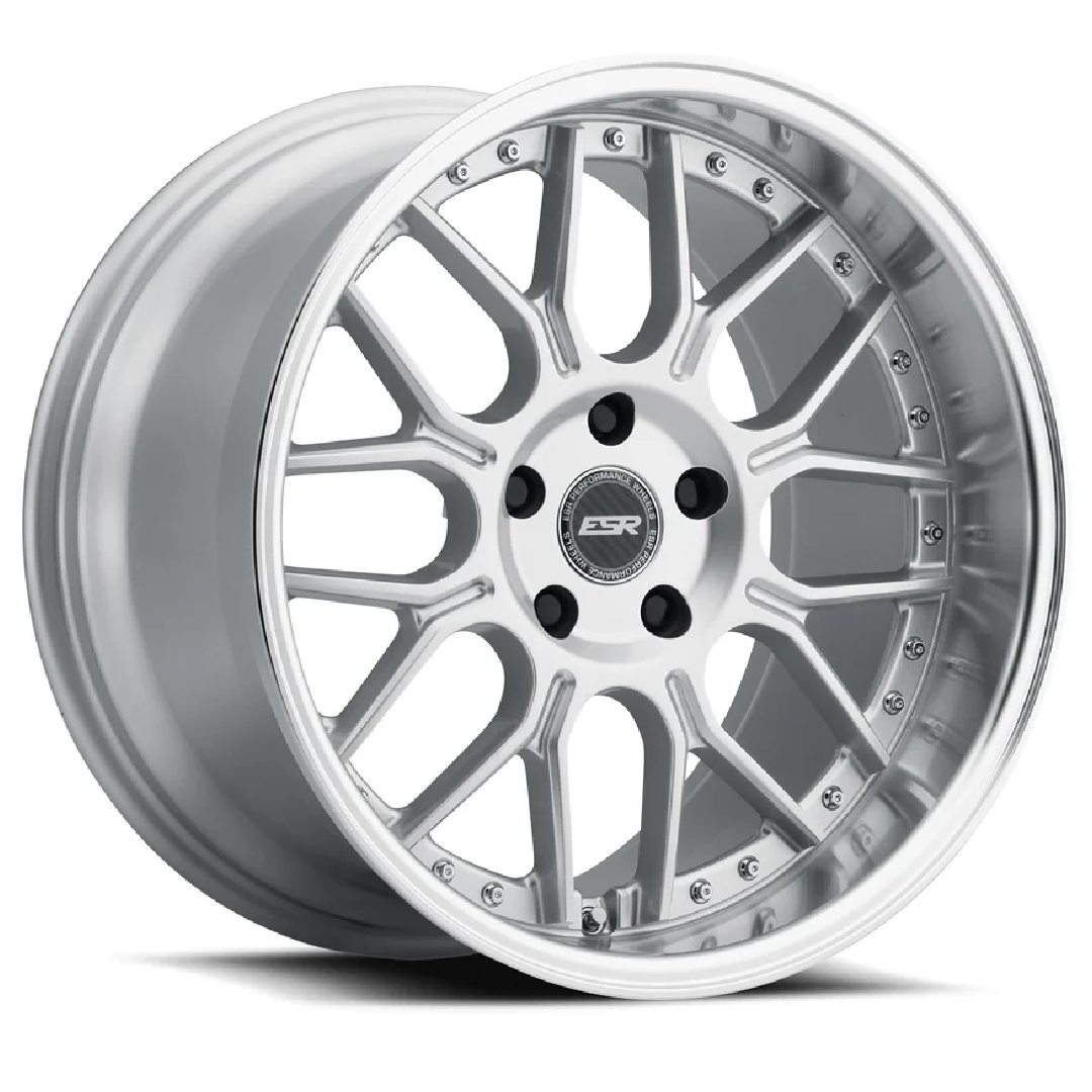 ESR CS18 Wheel Rim Size 18 Inch Hyper Silver with a Machined Lip